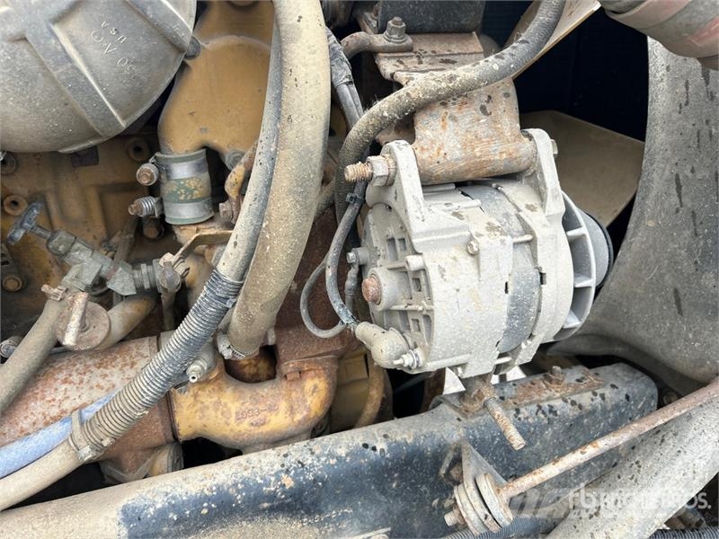 International 9400 Eagle 6x4 T/A Dump Truck Damperli kamyonlar