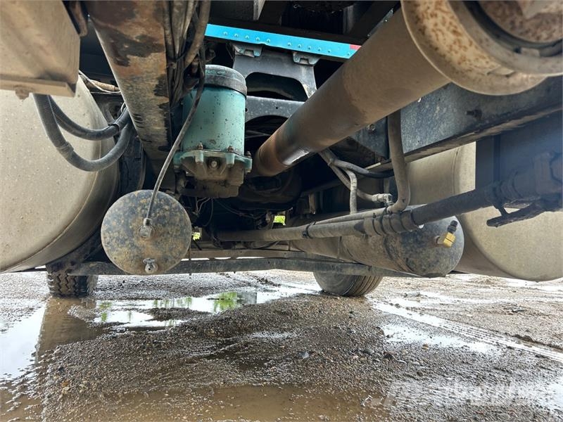 International 9400 Eagle 6x4 T/A Dump Truck Damperli kamyonlar