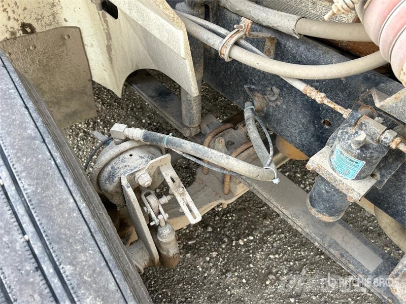 International 9400i 6x4 T/A Dump Truck Грузовики-Самосвалы