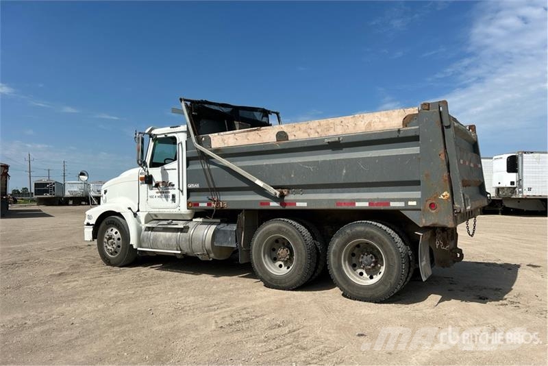 International 9400i 6x4 T/A Dump Truck Грузовики-Самосвалы