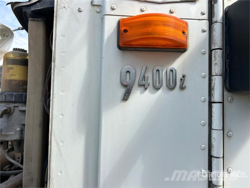 International 9400i 6x4 T/A Dump Truck Грузовики-Самосвалы