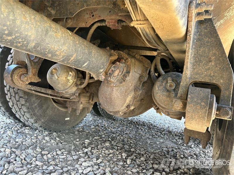 International 9400i Eagle 6x4 Grain Truck Camiones para granja y transporte de granos