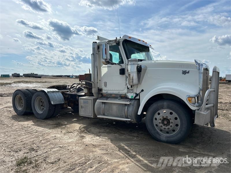 International 9900 Autotractoare