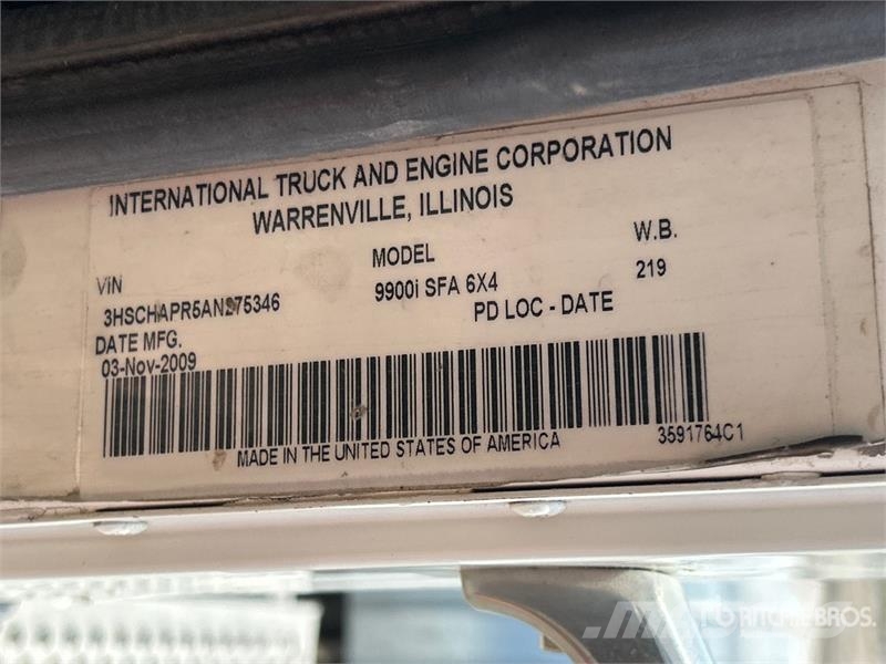 International 9900 Autotractoare
