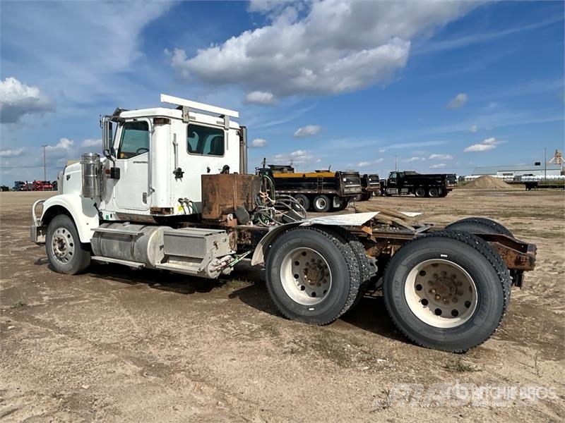 International 9900 Autotractoare