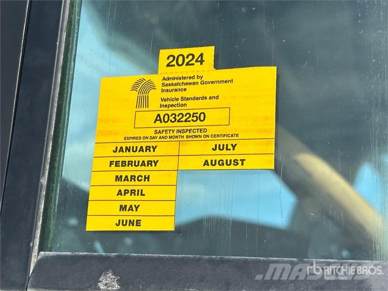 International 9900 Autotractoare