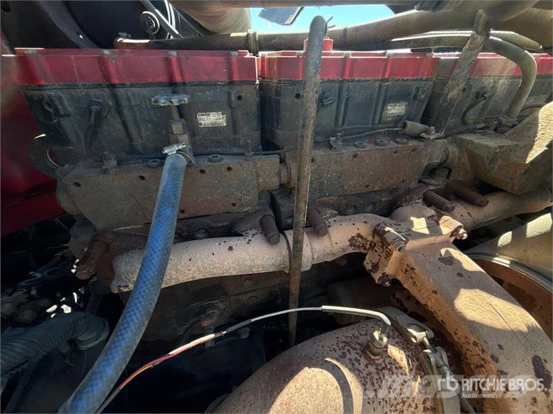 International 9900ix 6x4 T/A Sleeper Truck Tractor 牵引车