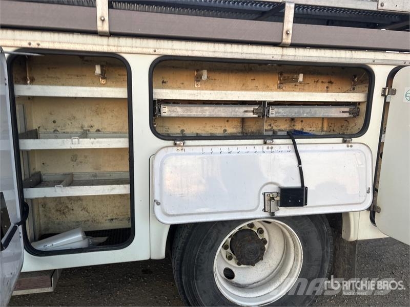 International Altec TA41M 40 ft on International 7400 4x2 Bucke Truck & Van mounted aerial platforms