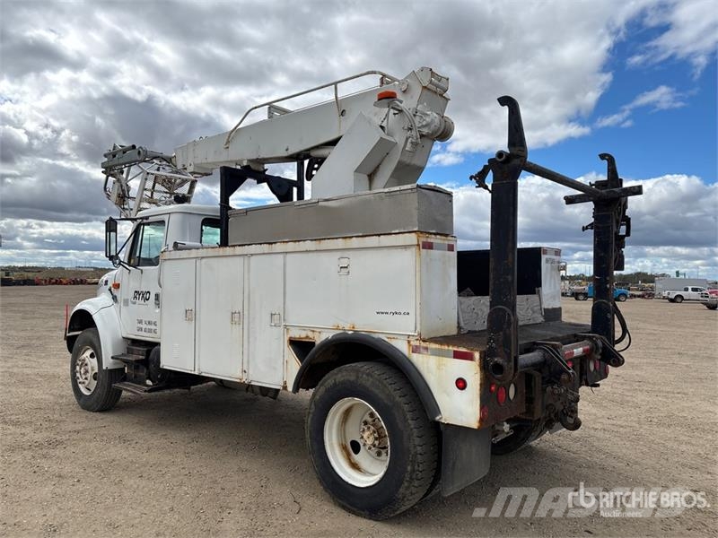 International AP45 45 ft on International 4700 4x2 Bucket Truck Billyftar