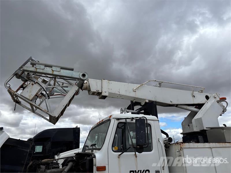 International AP45 45 ft on International 4700 4x2 Bucket Truck Billyftar