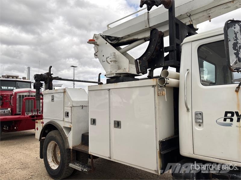 International AP45 45 ft on International 4700 4x2 Bucket Truck Billyftar