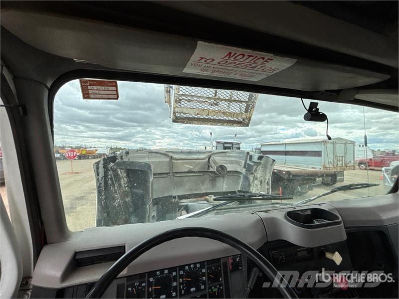 International AP45 45 ft on International 4700 4x2 Bucket Truck Billyftar