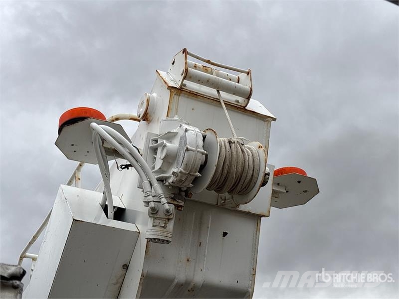 International AP45 45 ft on International 4700 4x2 Bucket Truck Billyftar