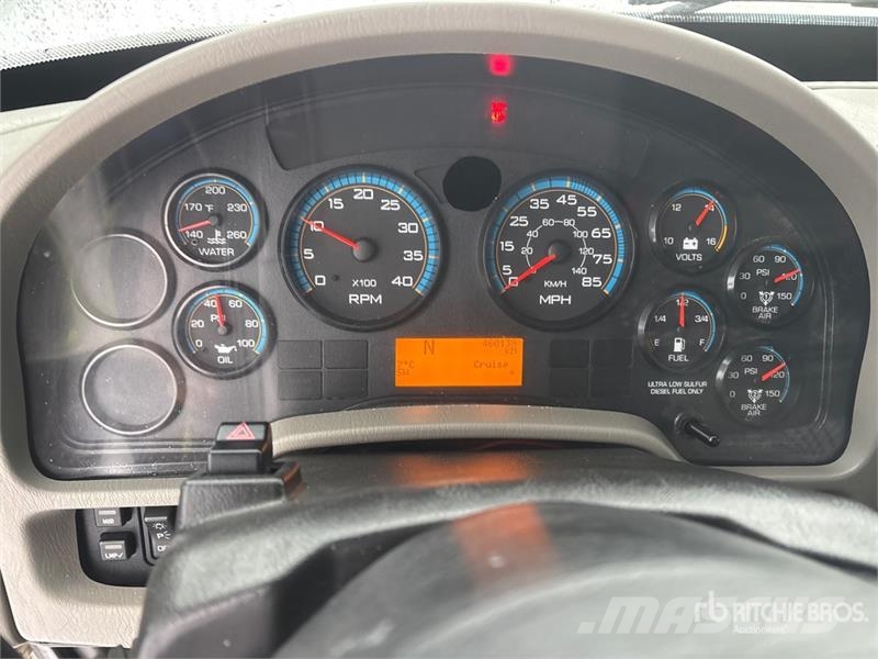 International Durastar 4300 4x2 Rollback Truck Bärgningsbilar