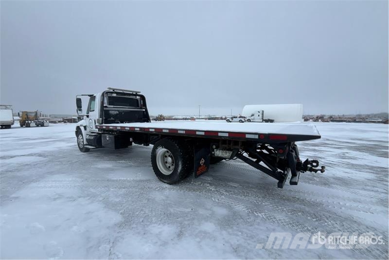 International Durastar 4300 4x2 Rollback Truck Bärgningsbilar