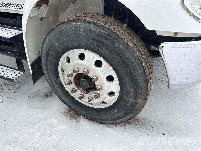 International Durastar 4300 4x2 Rollback Truck Bärgningsbilar