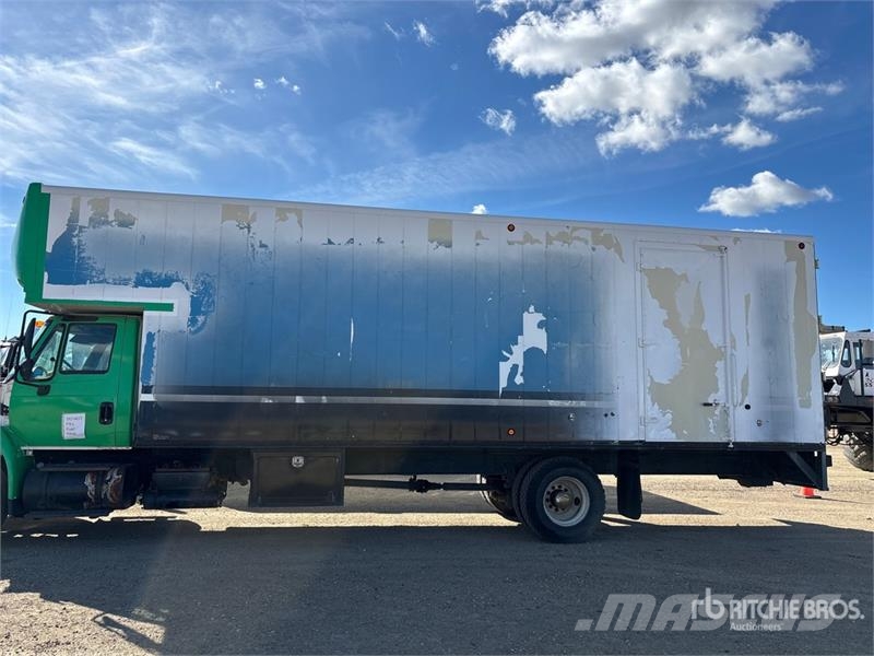 International DuraStar 4400 4x2 Van Truck Каросерии