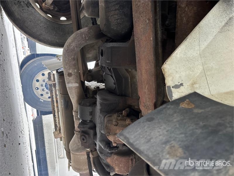 International Durastar 4300 4x2 Rollback Truck Bärgningsbilar