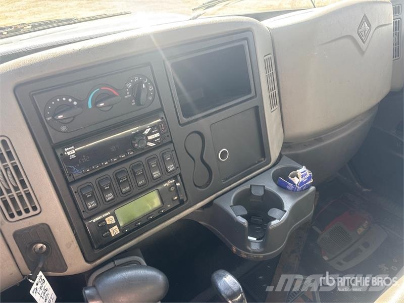 International DuraStar 4300 Kravas automašīnas - refrižeratori