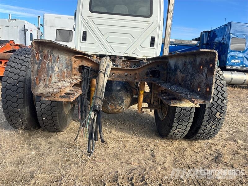 International DuraStar 4400 4x2 Cab and Chassis (Inoperable) Kabine i unutrašnjost