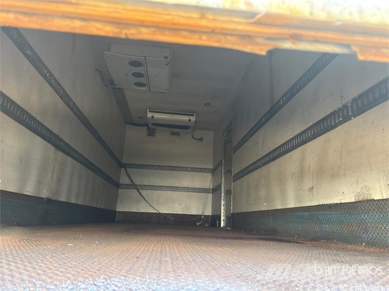 International DuraStar 4300 Kravas automašīnas - refrižeratori