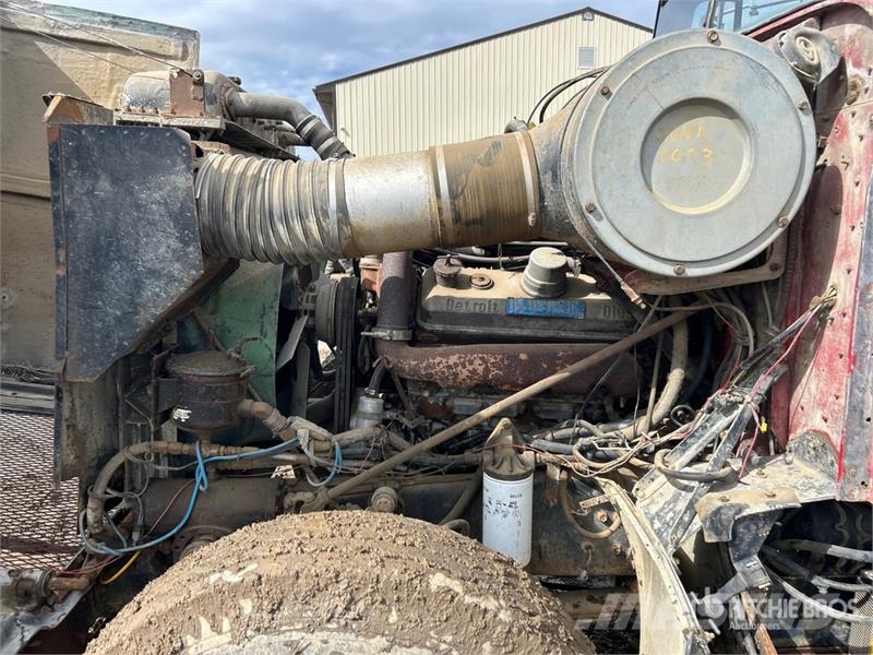 International F4370 6x4 Water Truck صهاريج مياه