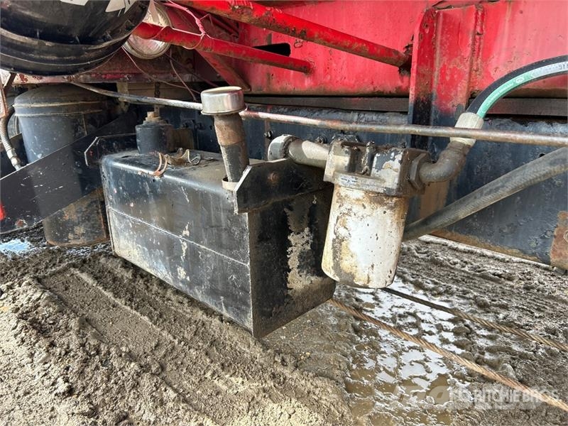 International F4370 6x4 Water Truck صهاريج مياه