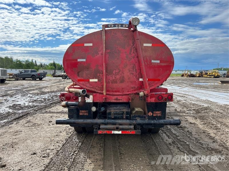 International F4370 6x4 Water Truck صهاريج مياه