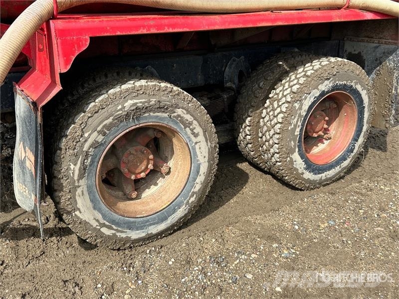 International F4370 6x4 Water Truck صهاريج مياه