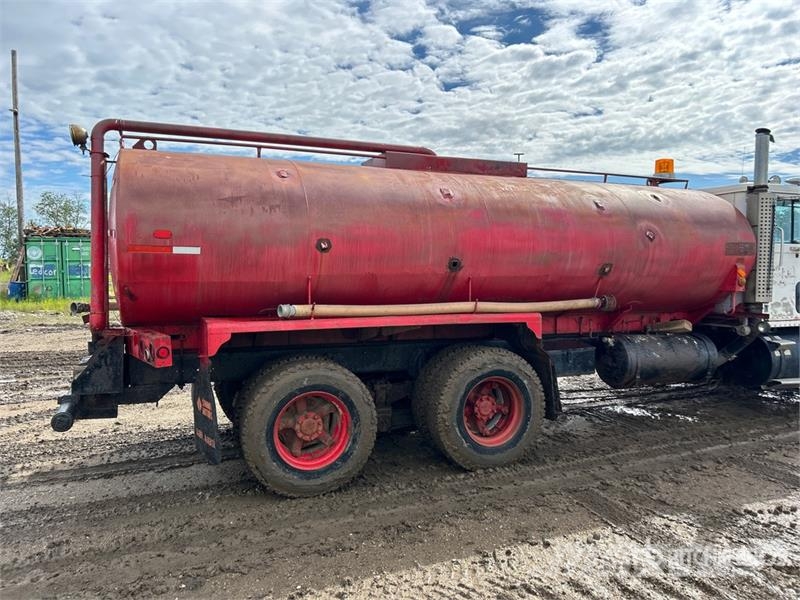 International F4370 6x4 Water Truck صهاريج مياه