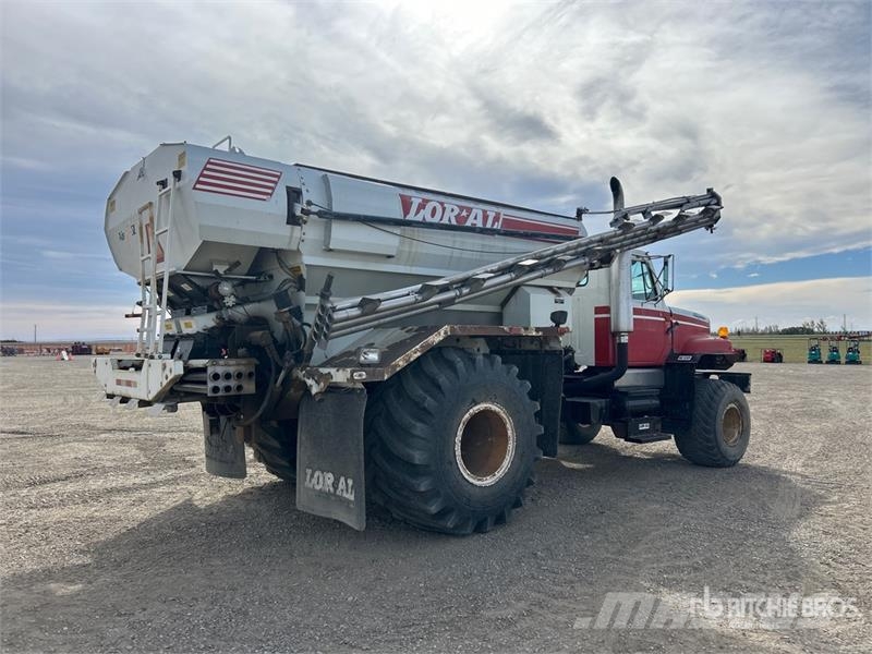 International Floater Fertilizer Applicator Разбрасыватели минеральных удобрений