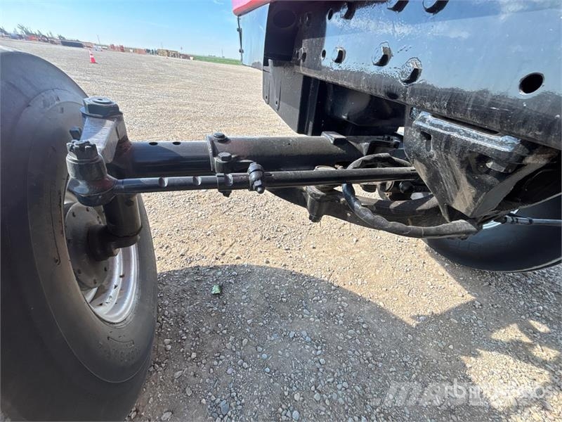 International Harvester Harvester 5088 2WD Tractor الجرارات