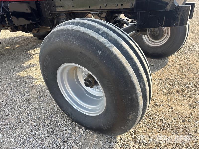 International Harvester Harvester 5088 2WD Tractor الجرارات