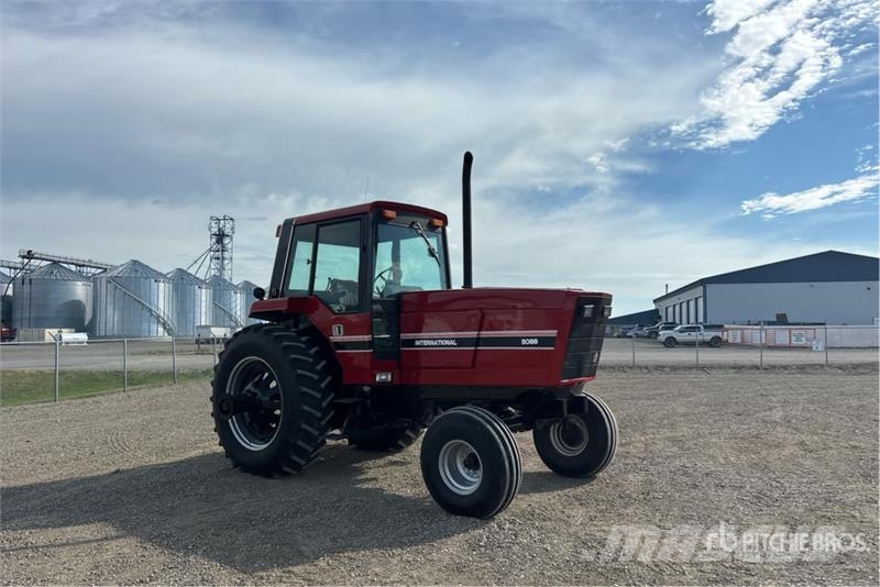 International Harvester Harvester 5088 2WD Tractor الجرارات