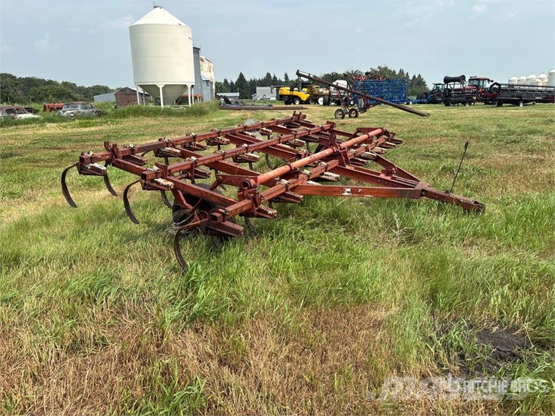 International Harvester Harvester 45 16 ft 6 in Cultivator زراعات