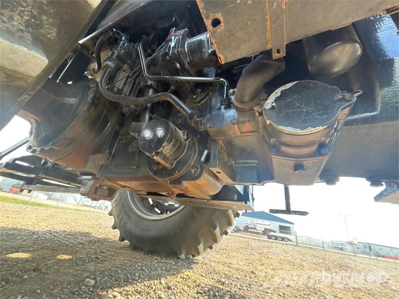 International Harvester Harvester 5088 2WD Tractor الجرارات