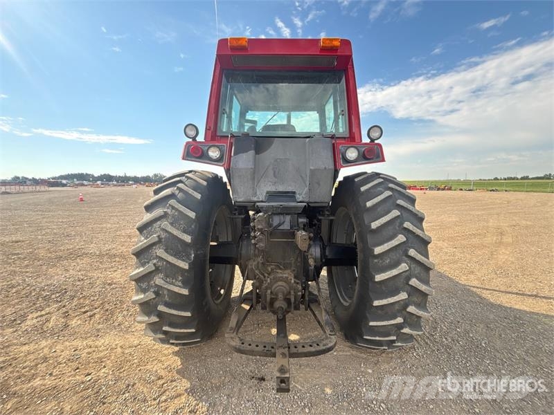 International Harvester Harvester 5088 2WD Tractor الجرارات
