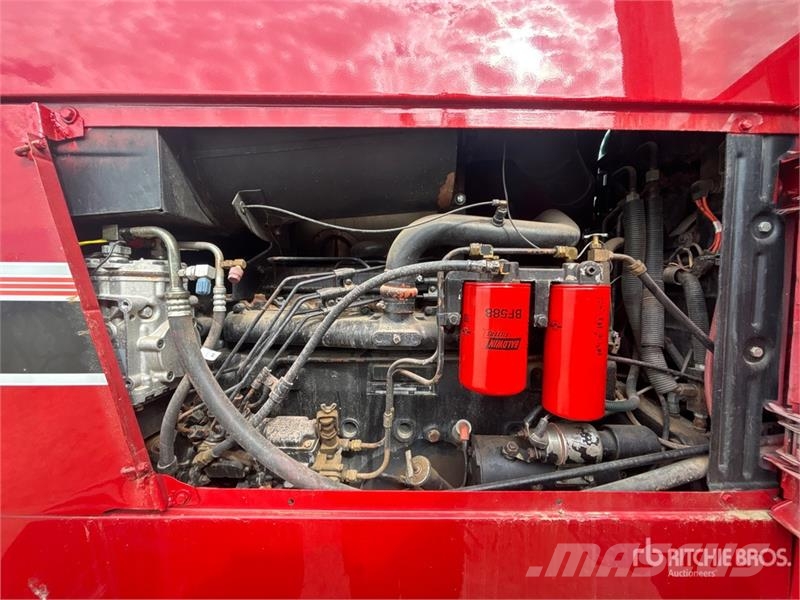 International Harvester Harvester 5088 2WD Tractor الجرارات