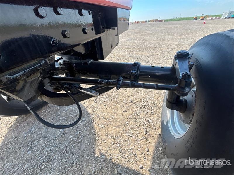 International Harvester Harvester 5088 2WD Tractor الجرارات