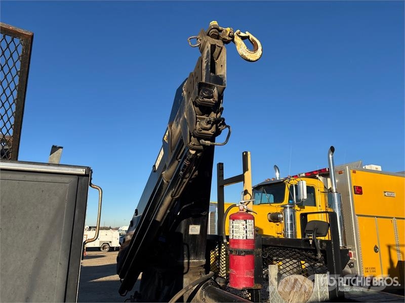 International Hiab 077 CLX 3350 kg Knuckle Boom on  Internationa Φορτηγά με Γερανό