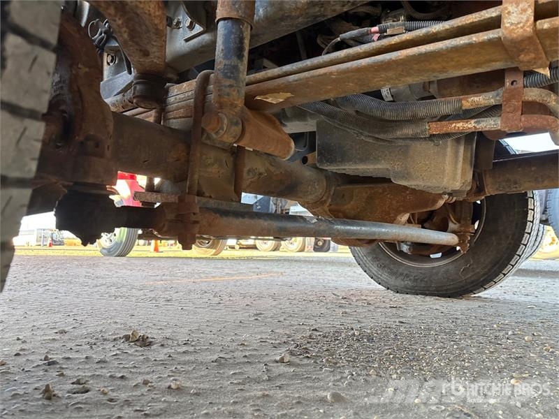 International Hiab 077 CLX 3350 kg Knuckle Boom on  Internationa Φορτηγά με Γερανό