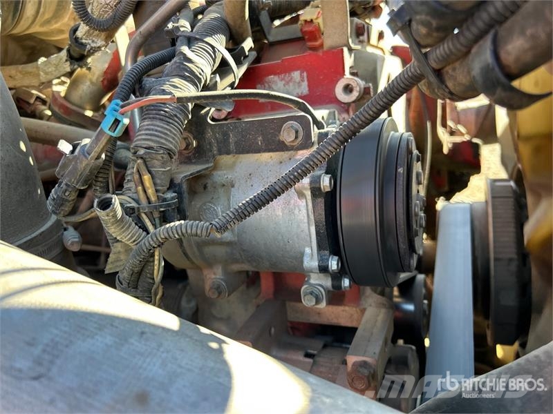 International LF517 T/A Sleeper Truck Tractor Trekkers