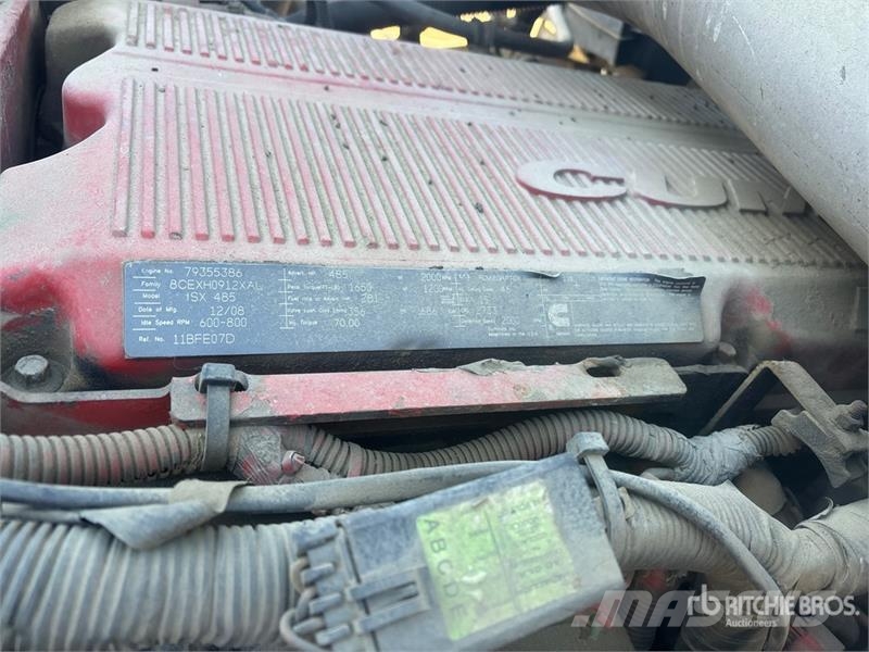 International LF627 6x4 T/A Day Cab Truck Tractor (Inoperable) Sattelzugmaschinen