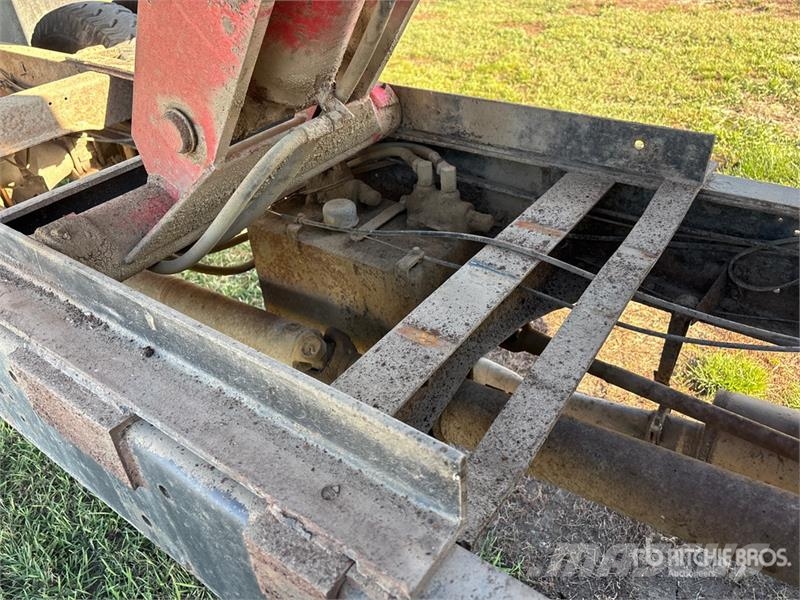 International Loadstar 1800 4x2 Grain Truck Camiones para granja y transporte de granos