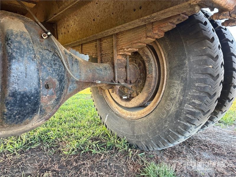 International Loadstar 1800 4x2 Grain Truck Camiones para granja y transporte de granos