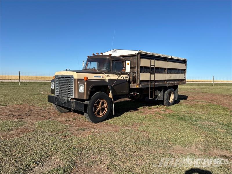 International Loadstar 1800 4x2 Grain Truck Camiones para granja y transporte de granos