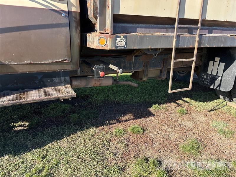 International Loadstar 1800 4x2 Grain Truck Camiones para granja y transporte de granos