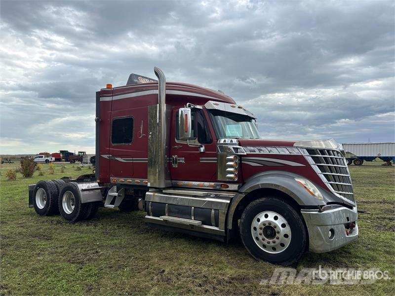 International Lonestar SFA 6x4 T/A Sleeper Truck Tractor Trækkere