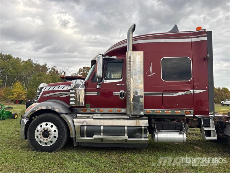 International Lonestar SFA 6x4 T/A Sleeper Truck Tractor Trækkere