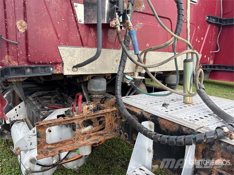 International Lonestar SFA 6x4 T/A Sleeper Truck Tractor Trækkere
